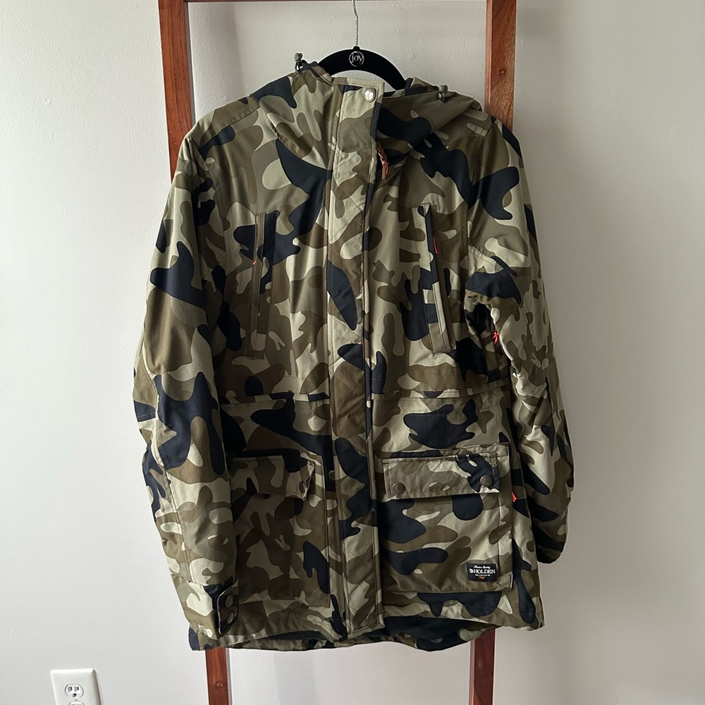 NEW Holden Shelter Women’s Ski Coat - Camo Multi